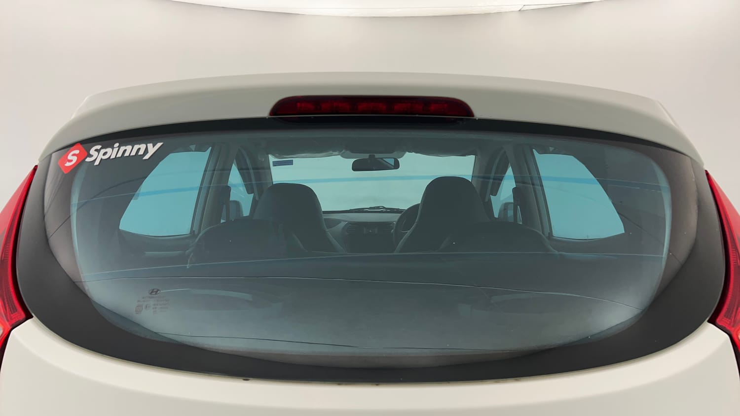 Used 2018 Hyundai Eon Era + AirBag Petrol Manual exterior BACK WINDSHIELD VIEW