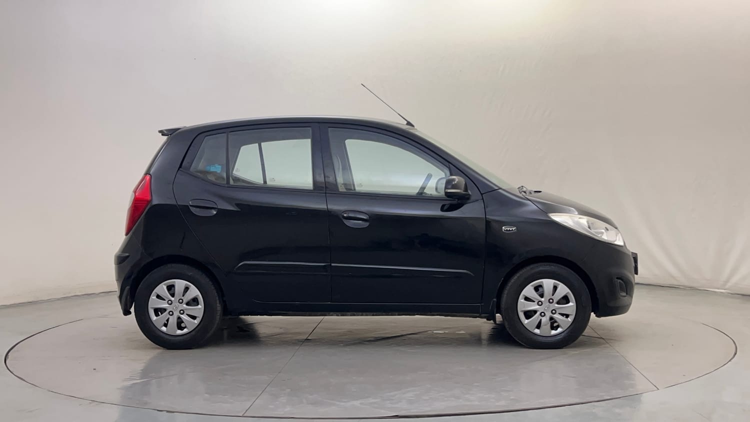 Used 2013 Hyundai i10 Sportz 1.2 Kappa2 Petrol Manual exterior RIGHT SIDE VIEW