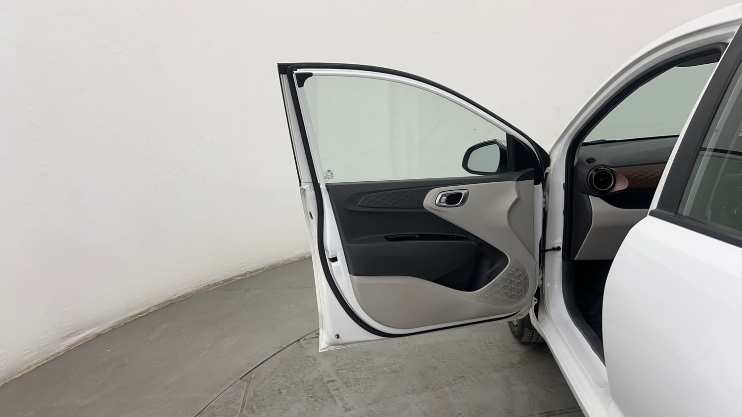 Used 2020 Hyundai Aura SX Plus 1.2 AMT Petrol Petrol Automatic interior LEFT FRONT DOOR OPEN VIEW