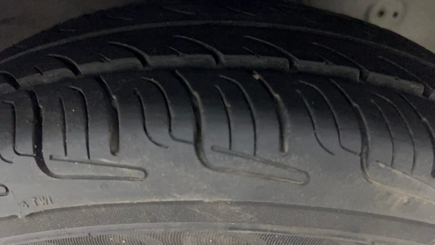 Used 2016 Hyundai Eon Era + Petrol Manual tyres RIGHT FRONT TYRE TREAD VIEW