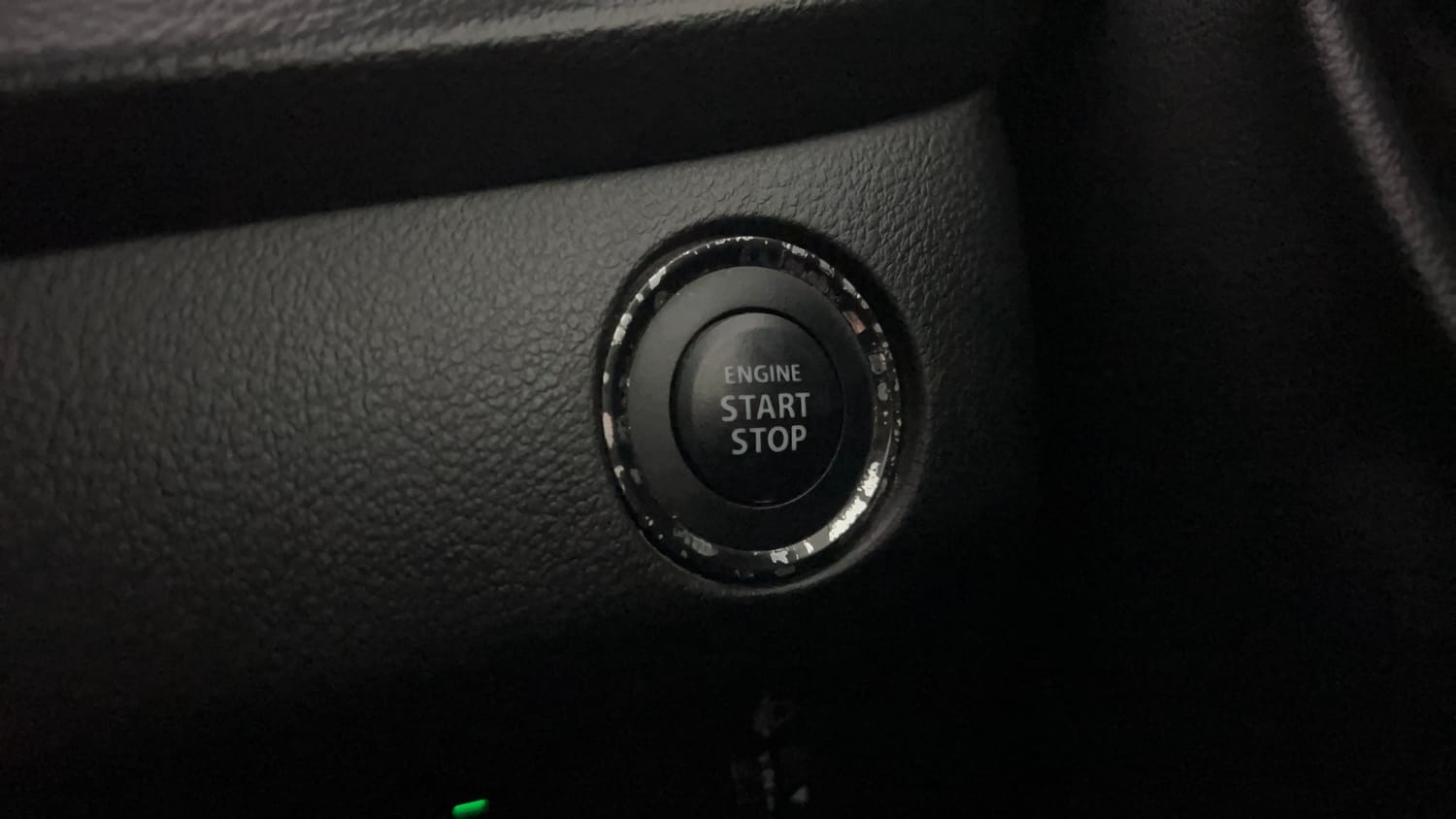 Used 2017 Maruti Suzuki Baleno Alpha 1.2 Petrol Manual top_features Keyless start