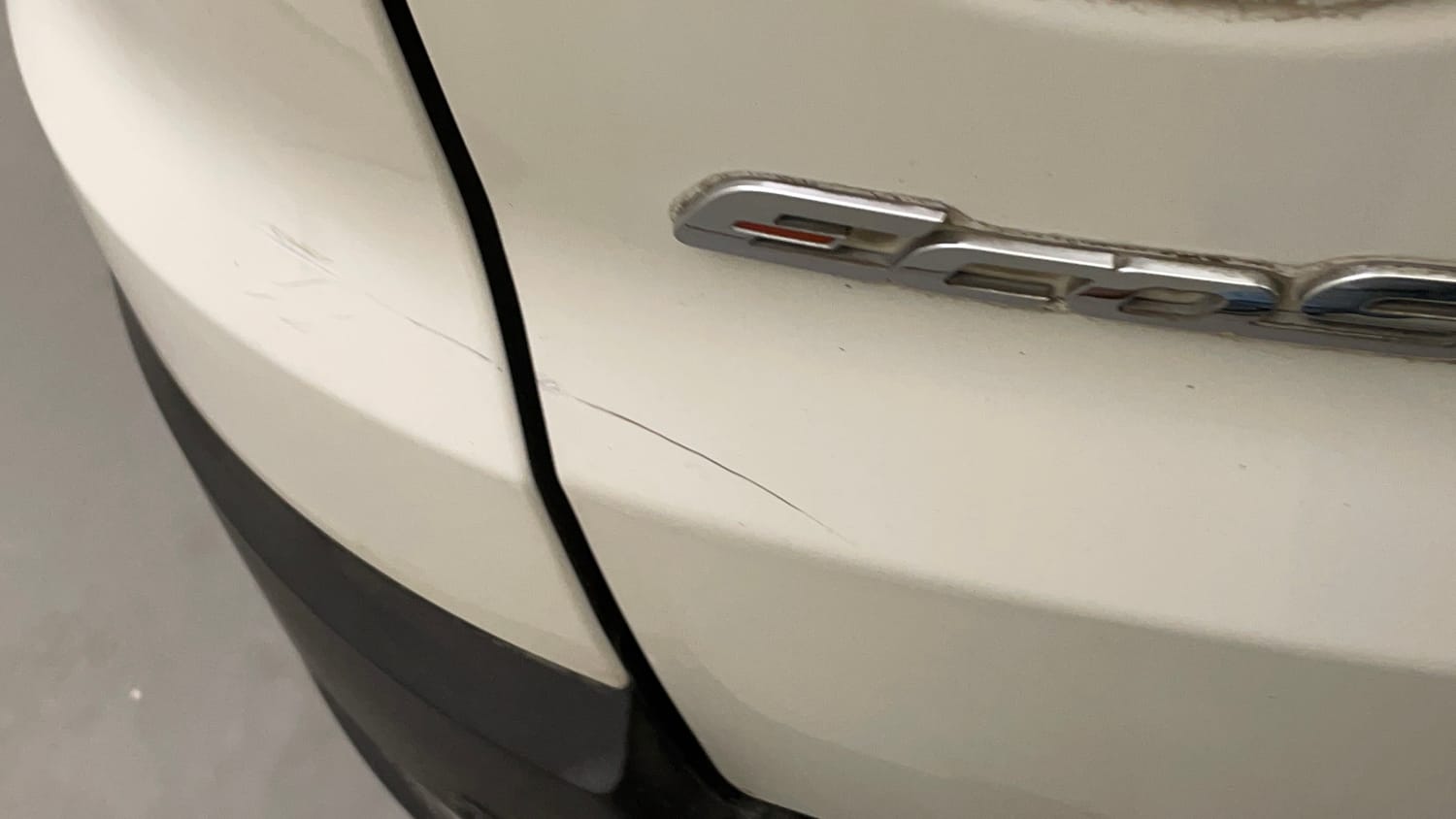 Used 2018 Ford EcoSport Titanium 1.5L Ti-VCT Petrol Manual dents MINOR SCRATCH