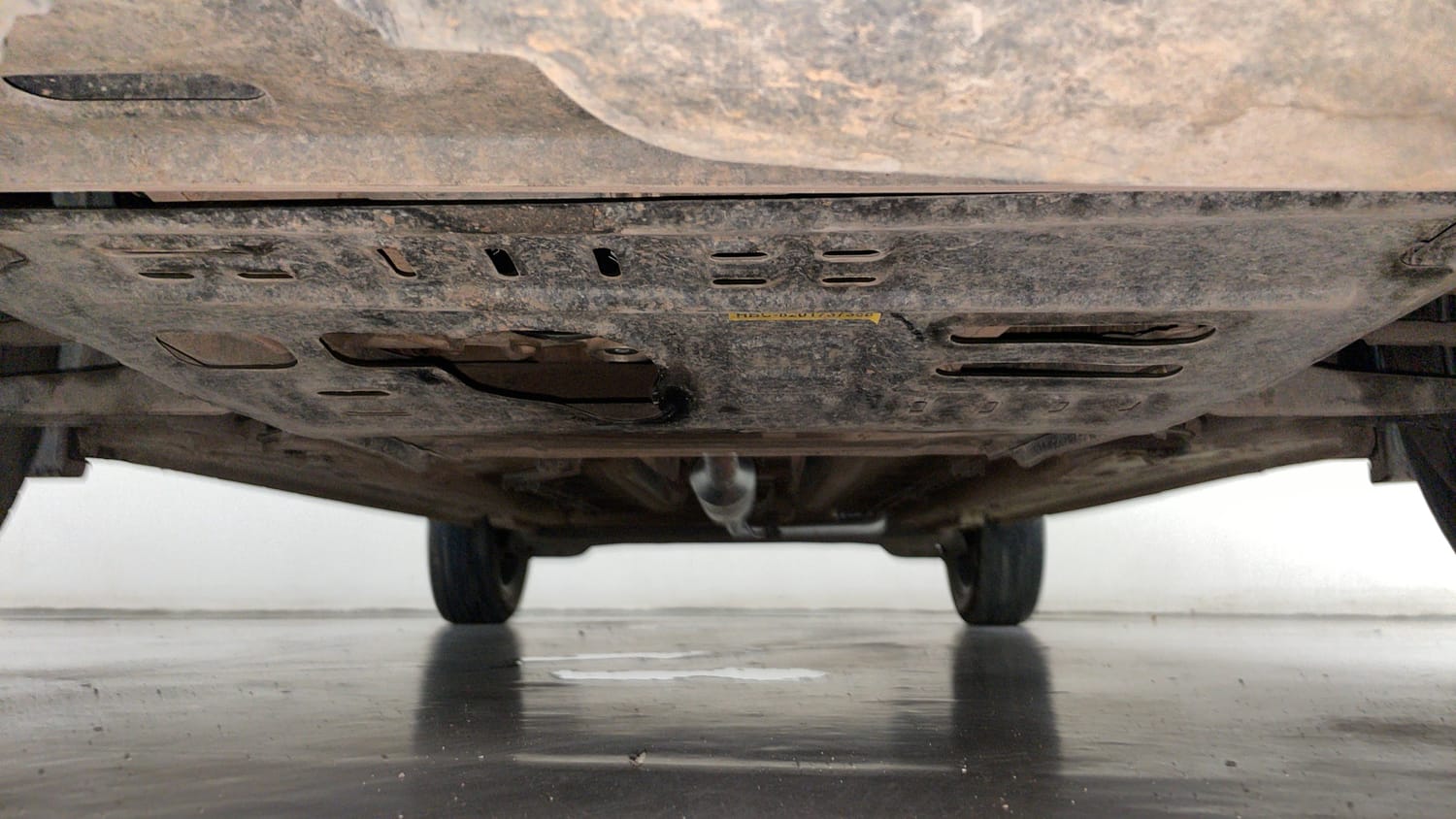 Used 2021 Renault Kiger RXT (O) MT Petrol Manual extra FRONT LEFT UNDERBODY VIEW