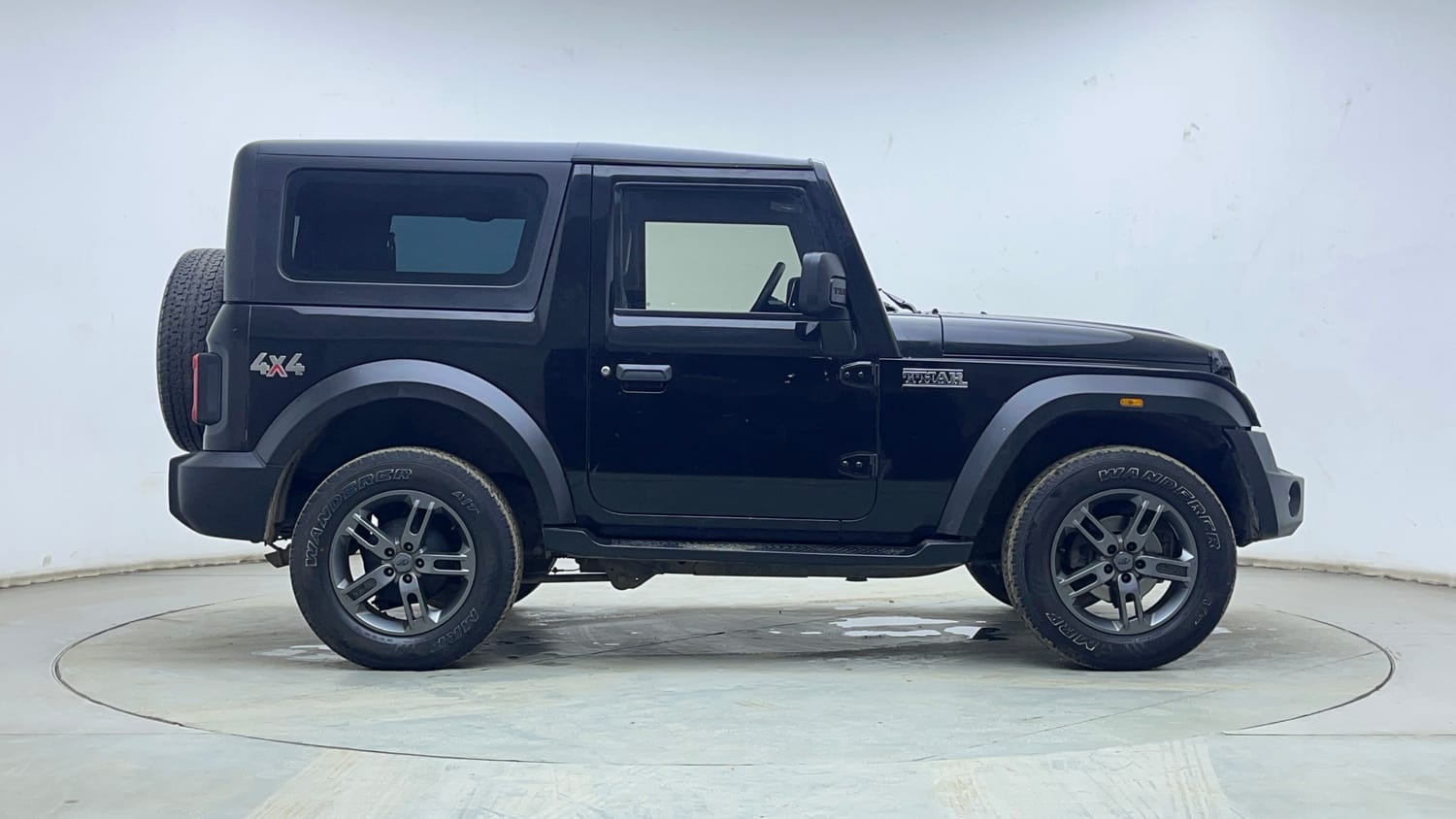 Used 2021 mahindra Thar LX Hard Top Diesel MT 4WD Diesel Manual exterior RIGHT SIDE VIEW