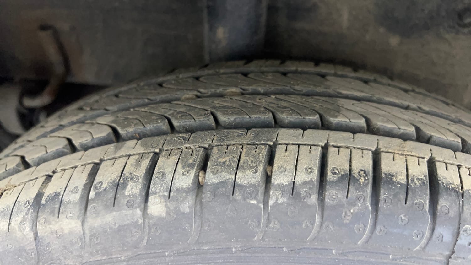 Used 2017 Maruti Suzuki Celerio ZXi AMT Petrol Automatic tyres RIGHT REAR TYRE TREAD VIEW