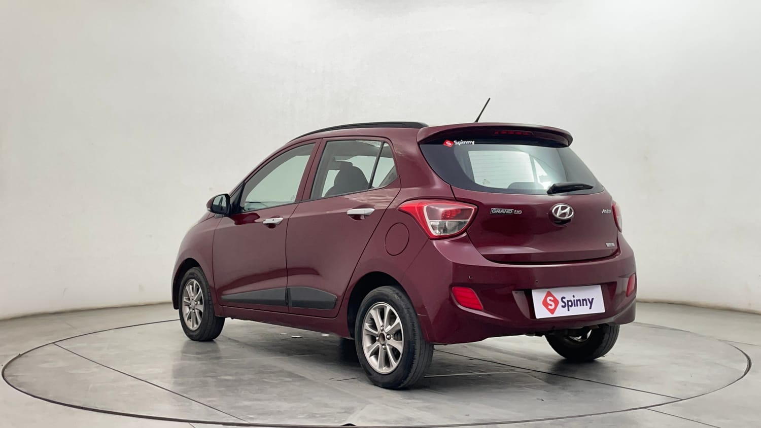 Used 2017 Hyundai Grand i10 Asta 1.2 Kappa VTVT Petrol Manual exterior LEFT REAR CORNER VIEW