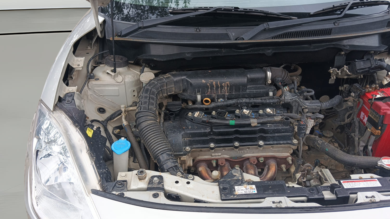 Used 2020 Maruti Suzuki Swift ZXi Petrol Manual engine ENGINE RIGHT SIDE VIEW