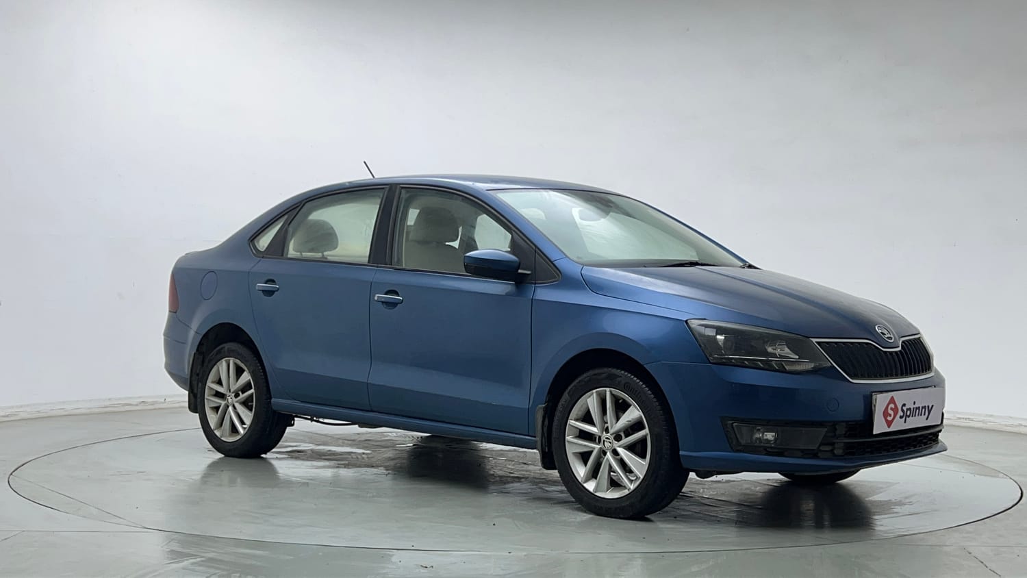 Used 2018 Skoda Rapid Style 1.6 MPI Petrol Manual exterior RIGHT FRONT CORNER VIEW