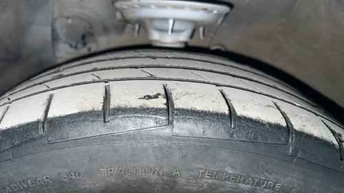 Used 2015 Hyundai Elite i20 Sportz 1.2 (O) Petrol Manual tyres LEFT FRONT TYRE TREAD VIEW