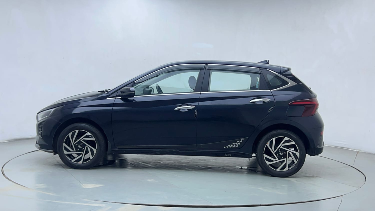 Used 2024 Hyundai New i20 Asta (O) 1.2 IVT Petrol Automatic exterior LEFT SIDE VIEW