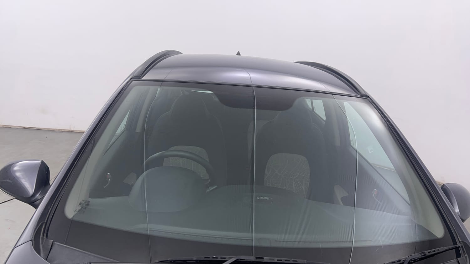 Used 2013 Hyundai Grand i10 Sportz 1.2 Kappa VTVT Petrol Manual exterior FRONT WINDSHIELD VIEW