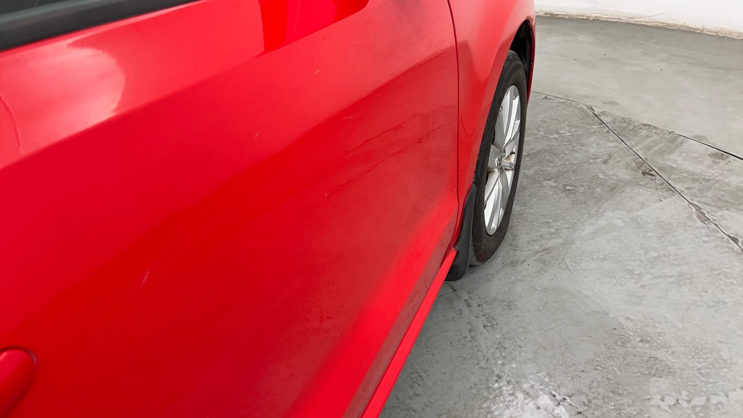 Used 2016 Volkswagen Polo Highline1.2L (P) Petrol Manual dents MINOR DENT