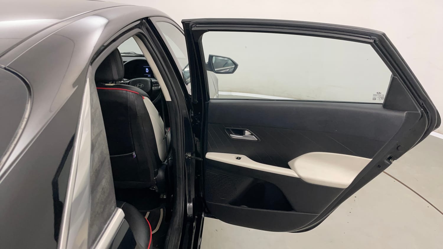 Used 2023 Hyundai Verna SX 1.5 Petrol IVT Petrol Automatic interior RIGHT REAR DOOR OPEN VIEW