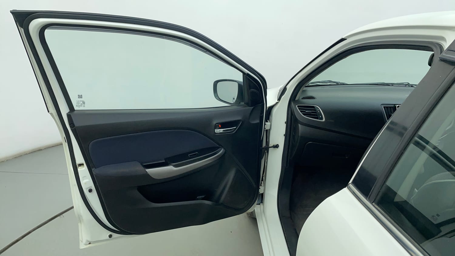Used 2020 Maruti Suzuki Baleno Zeta Petrol Manual interior LEFT FRONT DOOR OPEN VIEW