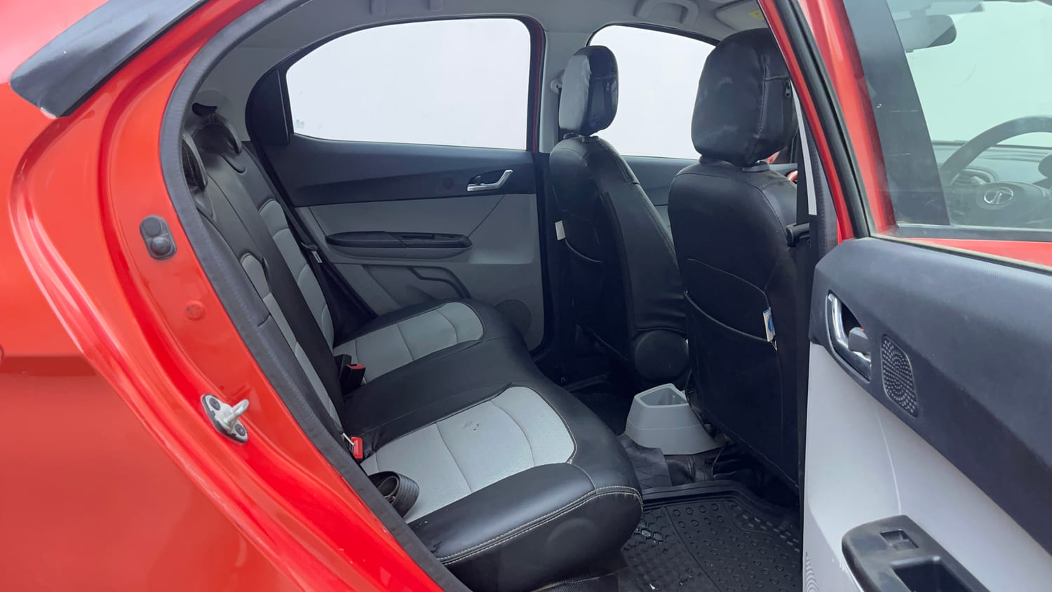 Used 2021 Tata Tiago XZA Plus Petrol Automatic interior RIGHT SIDE REAR DOOR CABIN VIEW