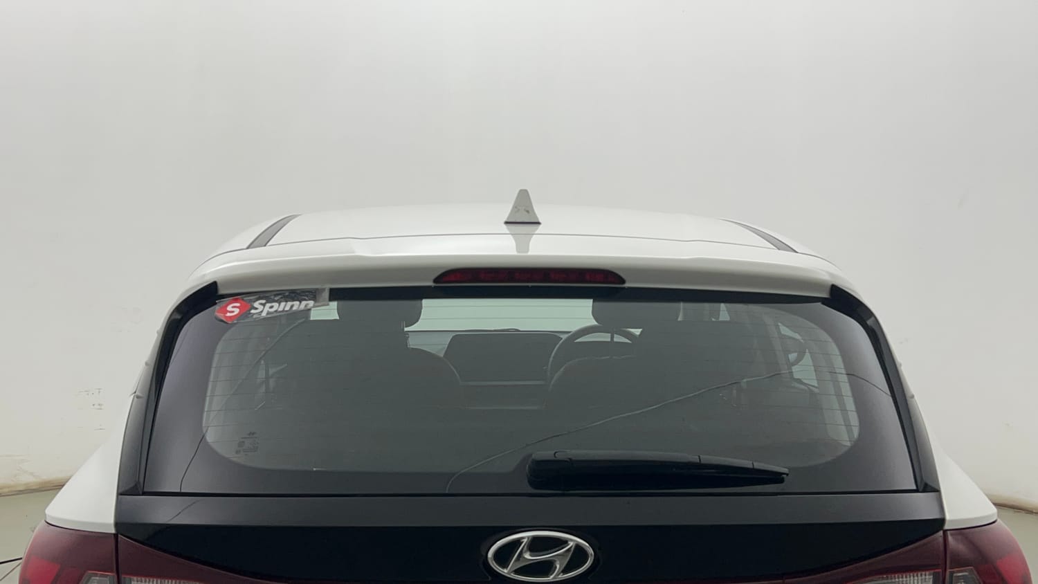 Used 2022 Hyundai New i20 Asta (O) 1.2 MT Petrol Manual exterior BACK WINDSHIELD VIEW