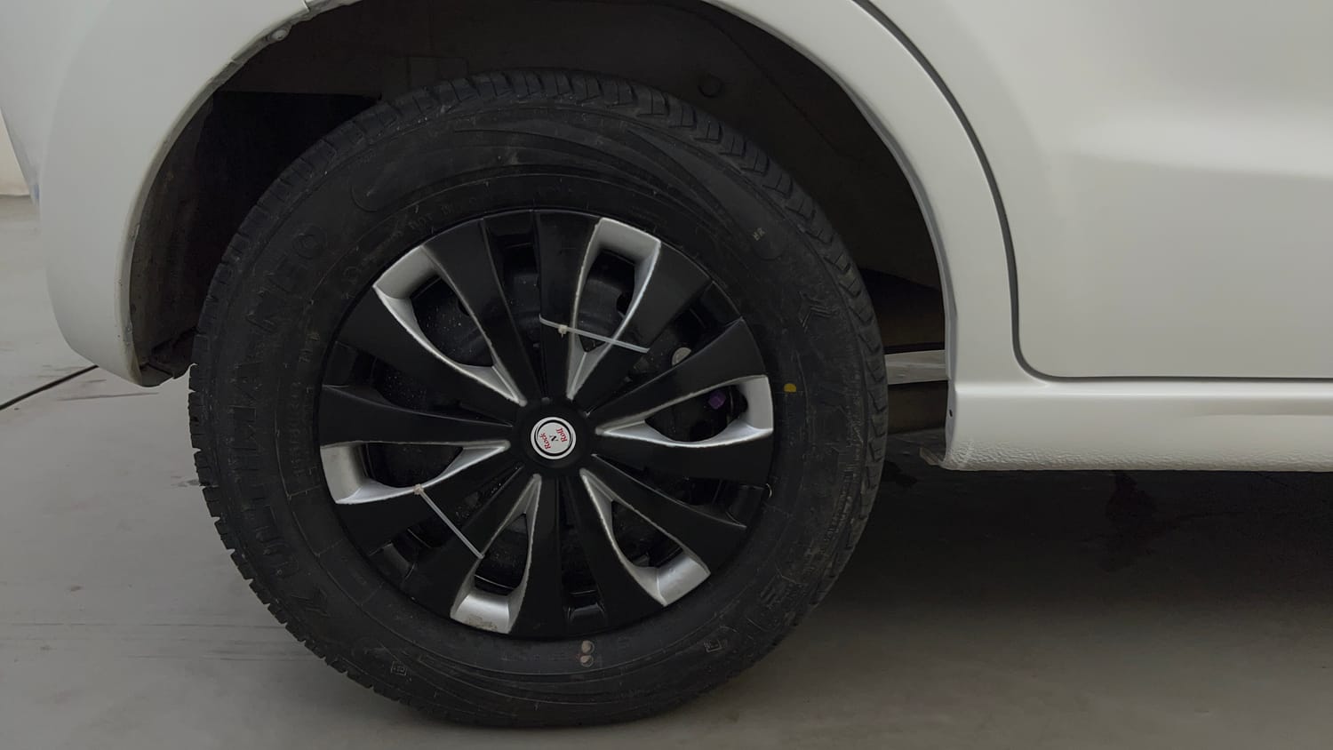 Used 2013 Maruti Suzuki A-Star Vxi (ABS) AT Petrol Automatic tyres RIGHT REAR TYRE RIM VIEW