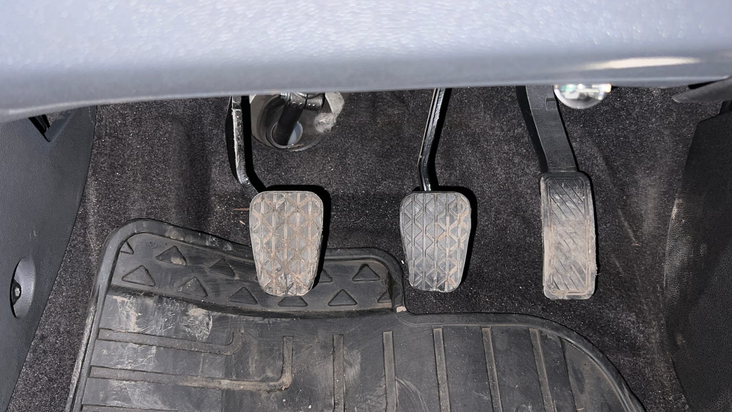 Used 2016 Ford EcoSport Titanium+ 1.0L EcoBoost Petrol Manual interior PEDALS VIEW