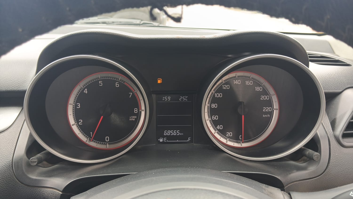 Used 2020 Maruti Suzuki Swift ZXi Petrol Manual interior CLUSTERMETER VIEW