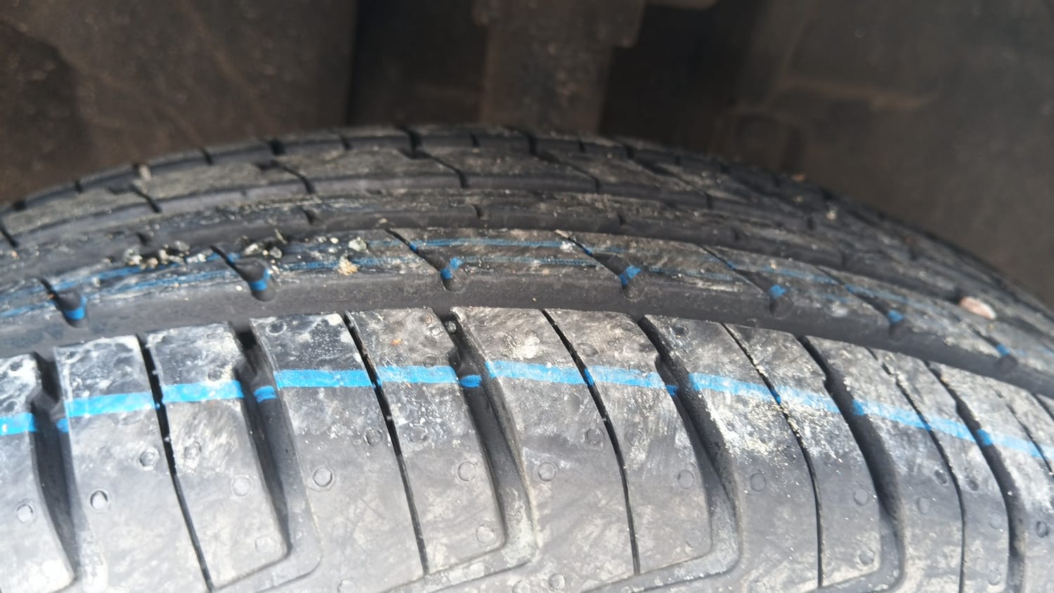 Used 2017 Renault Kwid 1.0 RXT Petrol Manual tyres RIGHT FRONT TYRE TREAD VIEW