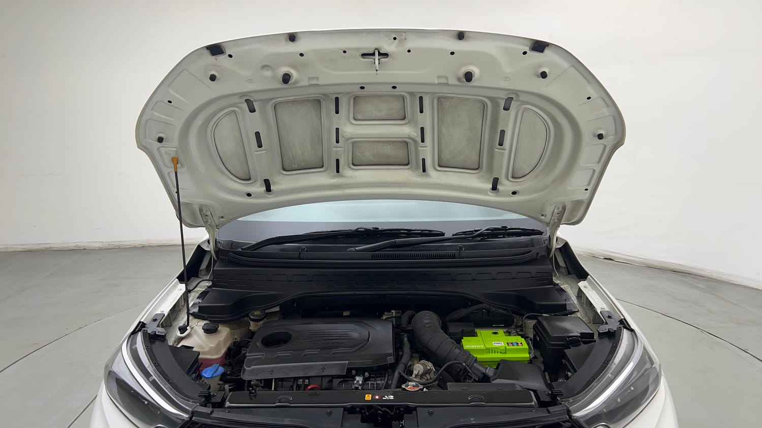 Used 2021 Kia Sonet GTX Plus 1.5 AT Diesel Automatic engine ENGINE & BONNET OPEN FRONT VIEW
