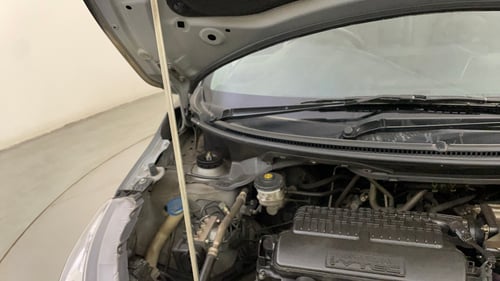 Used 2019 Honda BR-V VX Petrol Petrol Manual engine ENGINE RIGHT SIDE HINGE & APRON VIEW