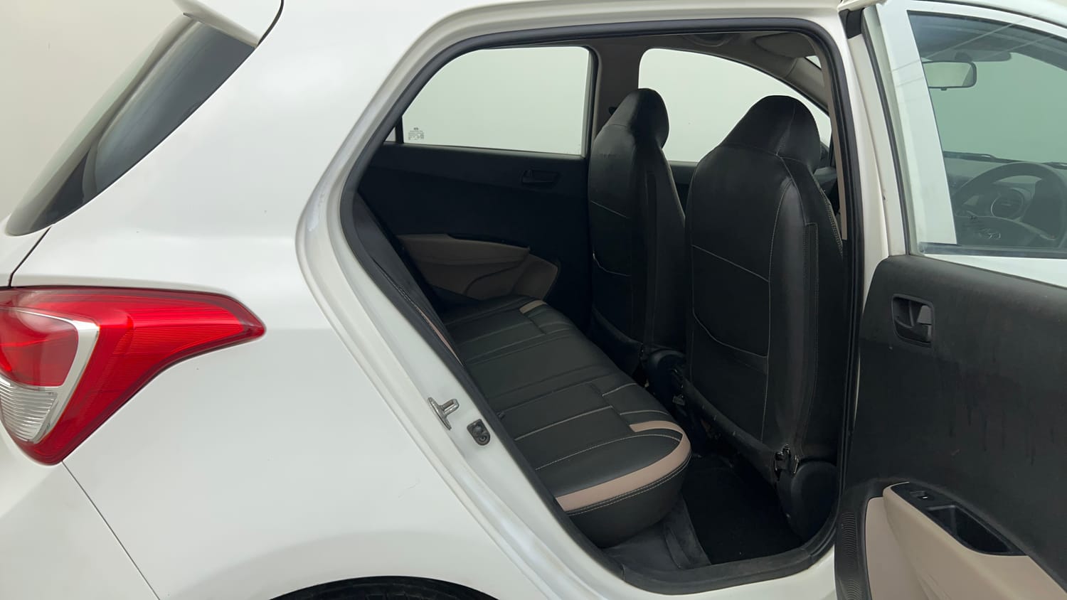 Used 2016 Hyundai Grand i10 Magna AT 1.2 Kappa VTVT Petrol Automatic interior RIGHT SIDE REAR DOOR CABIN VIEW