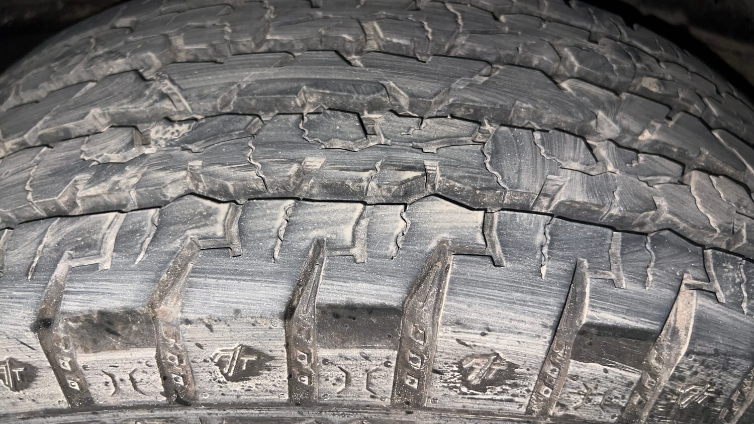 Used 2023 Mahindra Thar LX Hard Top Petrol AT RWD Petrol Automatic tyres LEFT REAR TYRE TREAD VIEW