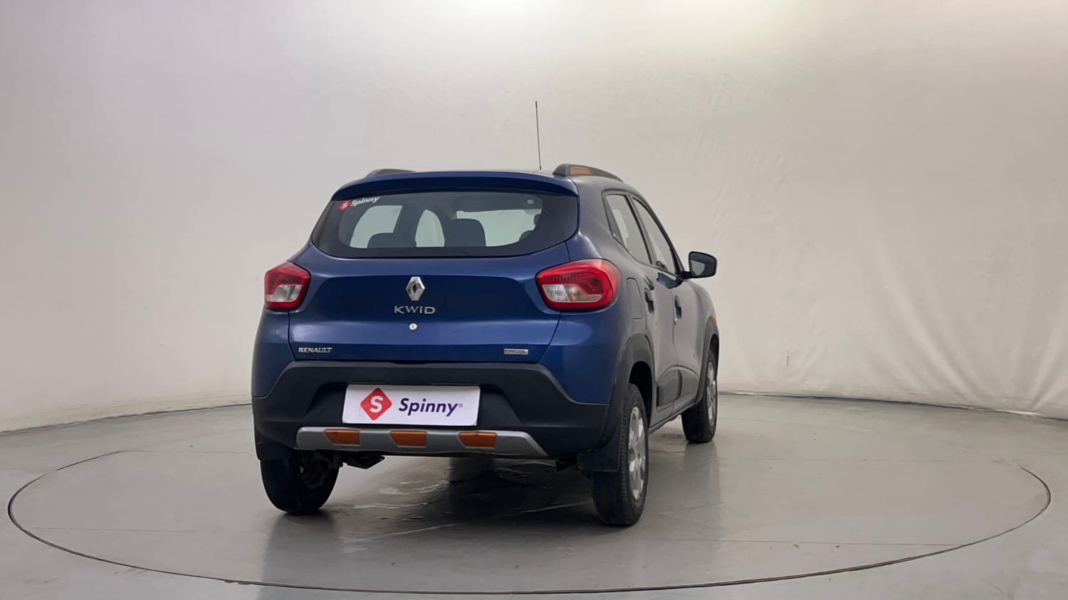 Used 2017 Renault Kwid CLIMBER 1.0 AMT Petrol Automatic exterior RIGHT REAR CORNER VIEW