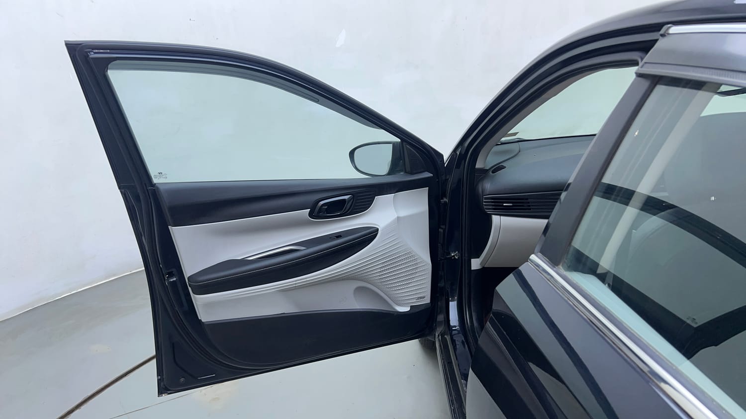 Used 2024 Hyundai New i20 Asta (O) 1.2 IVT Petrol Automatic interior LEFT FRONT DOOR OPEN VIEW