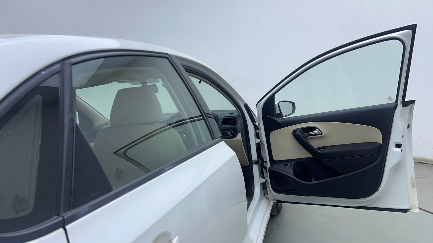 Used 2019 Skoda Rapid Active 1.6 MPI Petrol Manual interior RIGHT FRONT DOOR OPEN VIEW