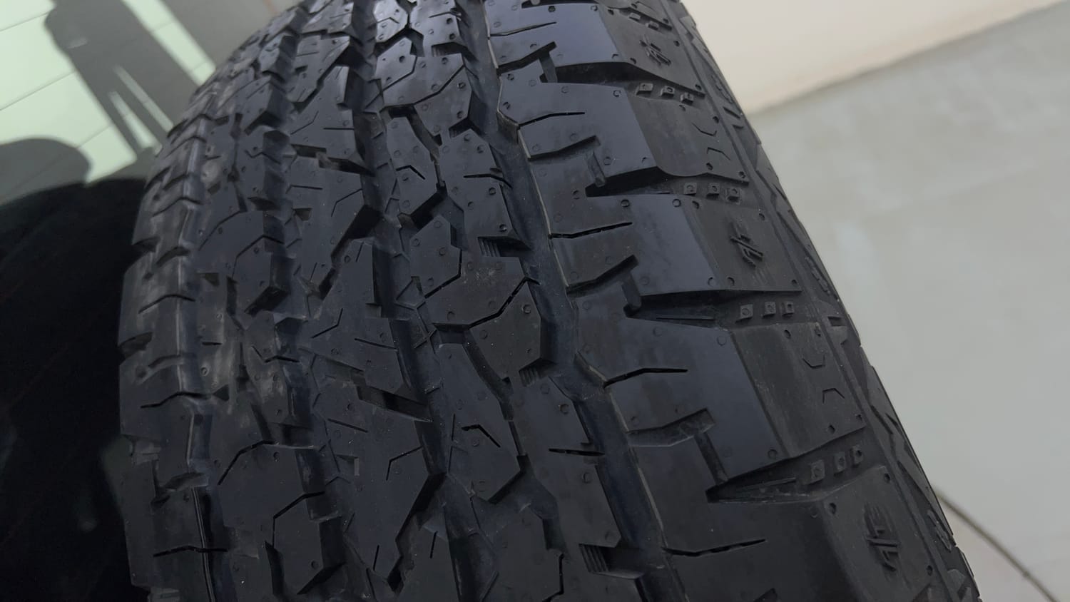 Used 2023 Mahindra Thar LX Hard Top Petrol AT RWD Petrol Automatic tyres SPARE TYRE VIEW