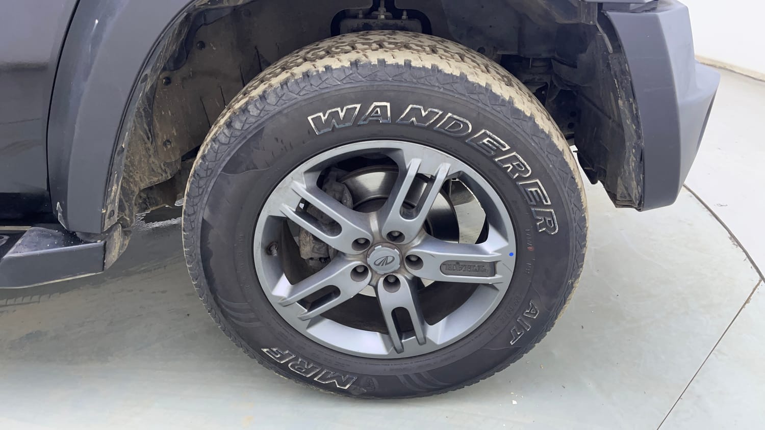 Used 2021 mahindra Thar LX Hard Top Diesel MT 4WD Diesel Manual tyres RIGHT FRONT TYRE RIM VIEW