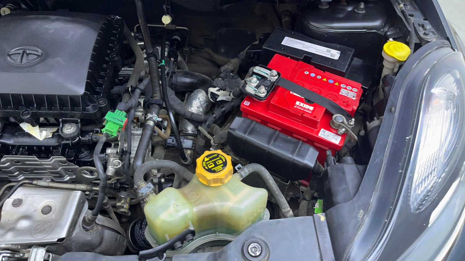 Used 2019 Tata Nexon XZA Plus Petrol Petrol Automatic engine ENGINE LEFT SIDE VIEW