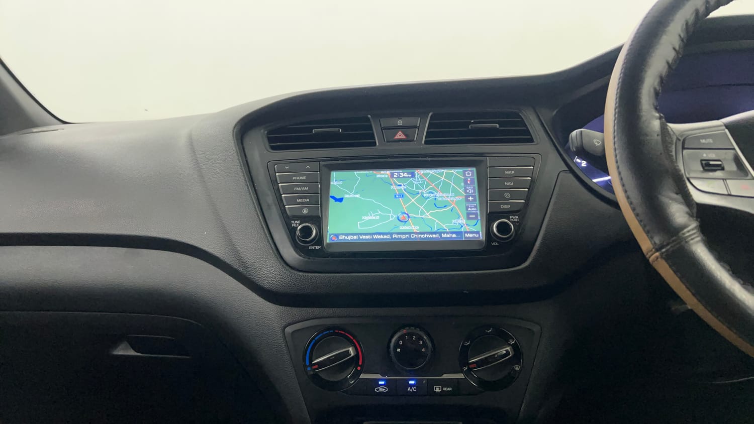 Used 2017 Hyundai i20 Active 1.2 S Petrol Manual interior MUSIC SYSTEM & AC CONTROL VIEW
