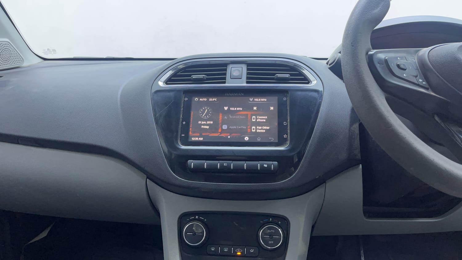 Used 2021 Tata Tiago XZA Plus Petrol Automatic interior MUSIC SYSTEM & AC CONTROL VIEW