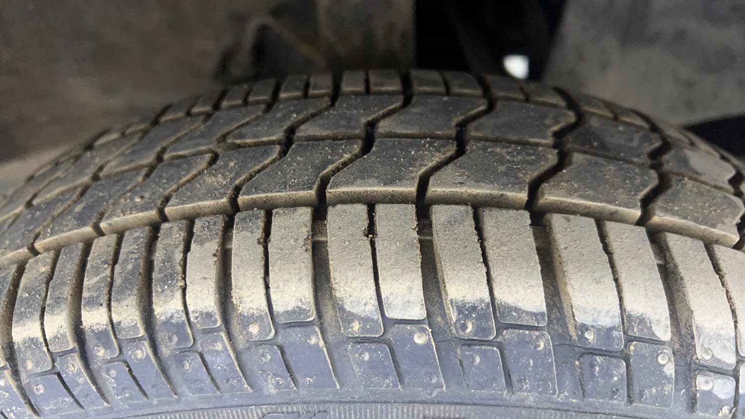Used 2016 Tata Nano GenX XT Petrol Manual tyres RIGHT FRONT TYRE TREAD VIEW