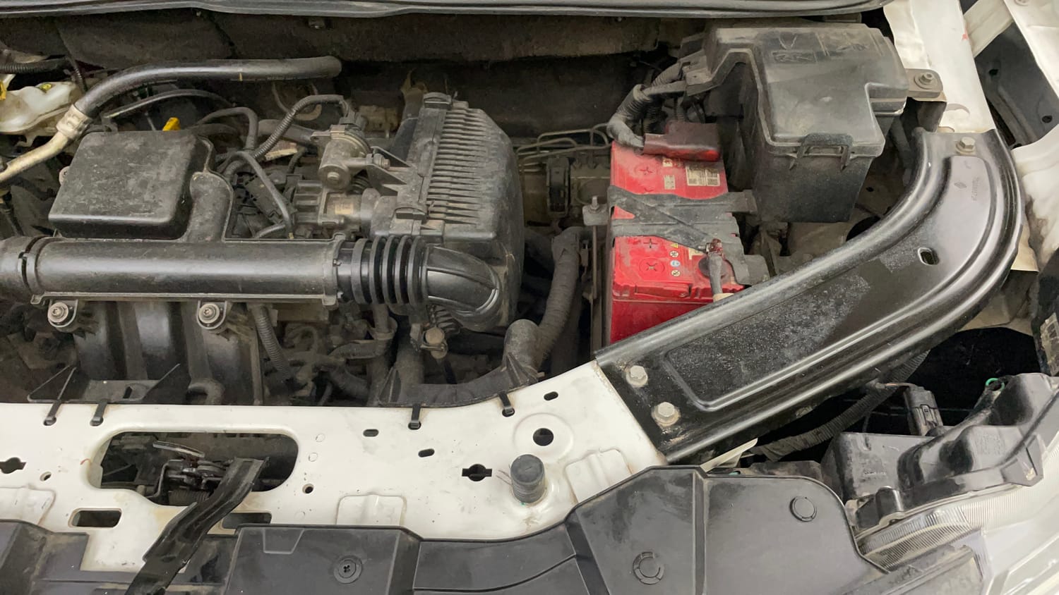 Used 2021 Renault Kiger RXT (O) MT Petrol Manual engine ENGINE LEFT SIDE VIEW