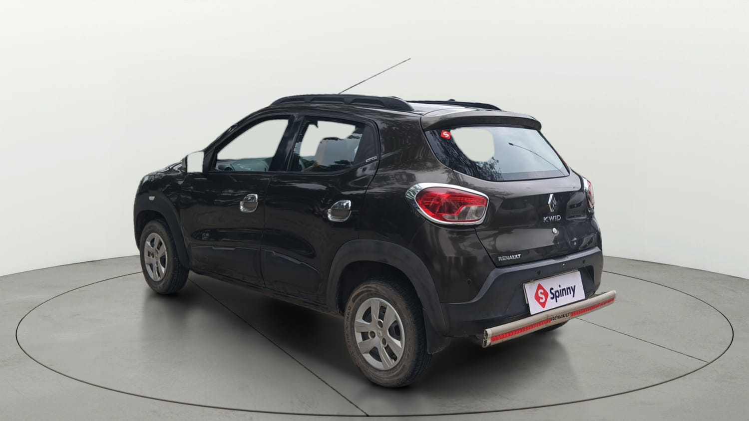 Used 2017 Renault Kwid 1.0 RXT Petrol Manual exterior LEFT REAR CORNER VIEW