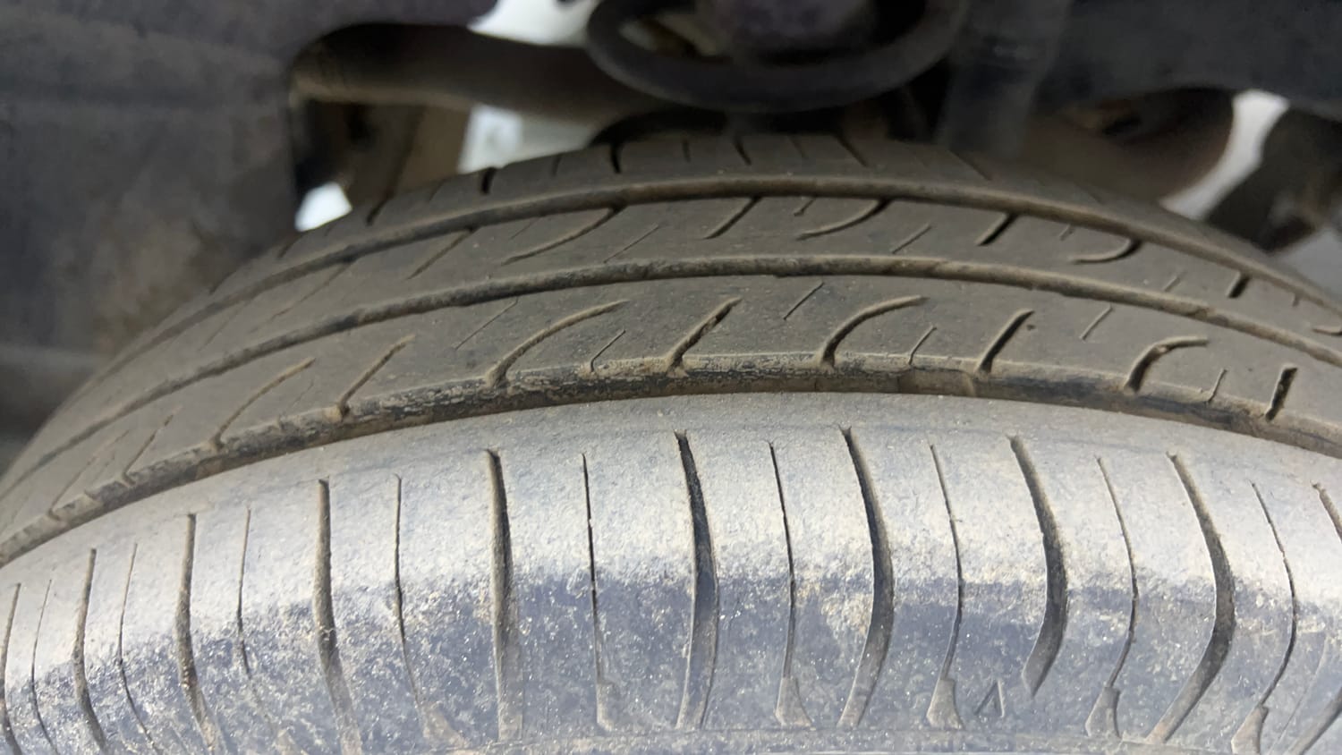 Used 2016 Tata Nano GenX XT Petrol Manual tyres RIGHT REAR TYRE TREAD VIEW