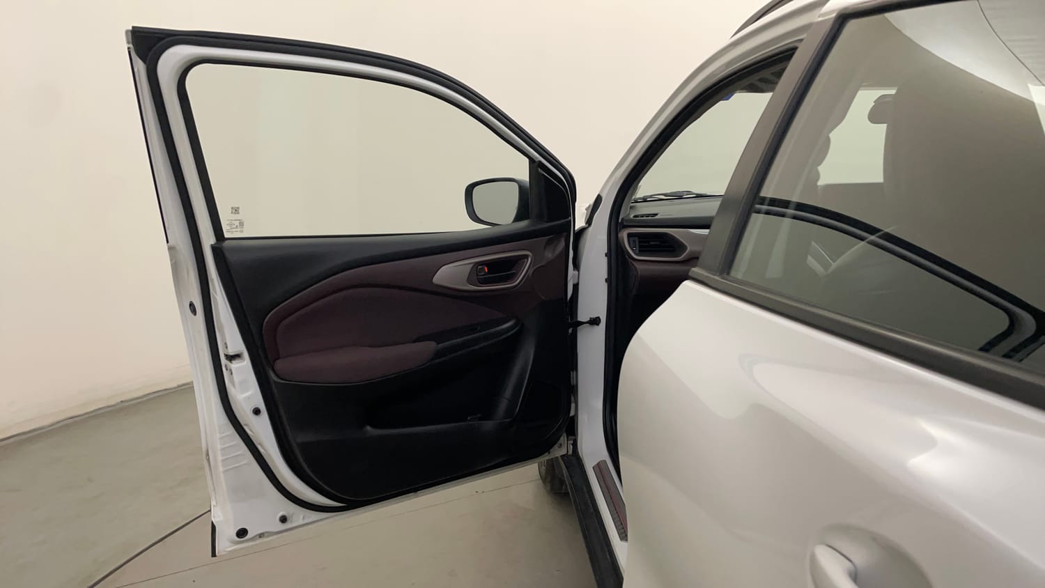 Used 2023 Maruti Suzuki Fronx Delta Plus 1.2L AGS Petrol Automatic interior LEFT FRONT DOOR OPEN VIEW