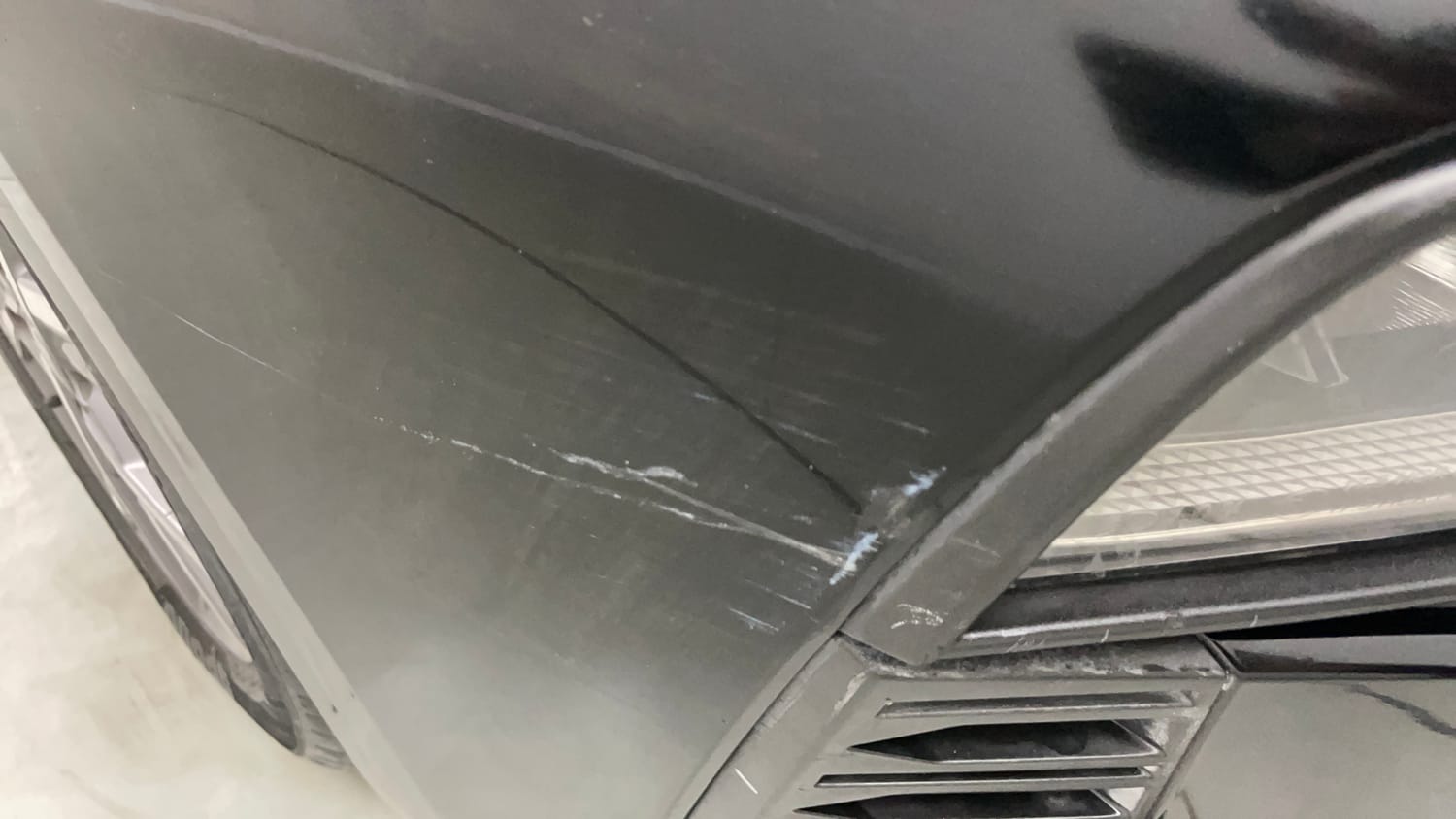 Used 2023 Hyundai Verna SX 1.5 Petrol IVT Petrol Automatic dents MINOR DENT