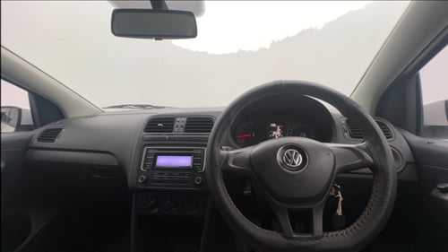 Used 2016 Volkswagen Polo Comfortline 1.2L (P) Petrol Manual interior DASHBOARD VIEW