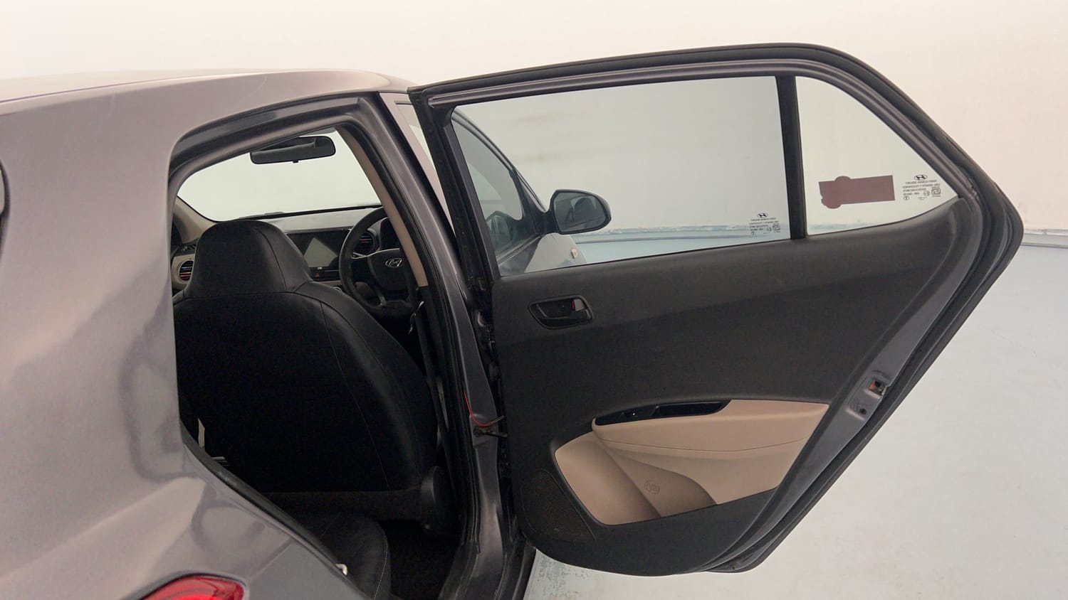 Used 2017 Hyundai Grand i10 Magna 1.2 Kappa VTVT Petrol Manual interior RIGHT REAR DOOR OPEN VIEW