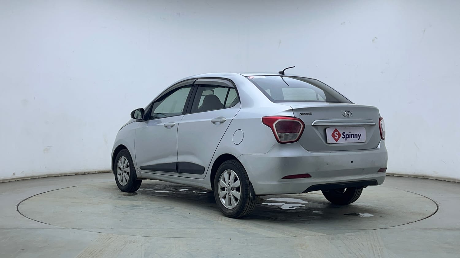 Used 2015 Hyundai Xcent S 1.2 (O) Petrol Manual exterior LEFT REAR CORNER VIEW