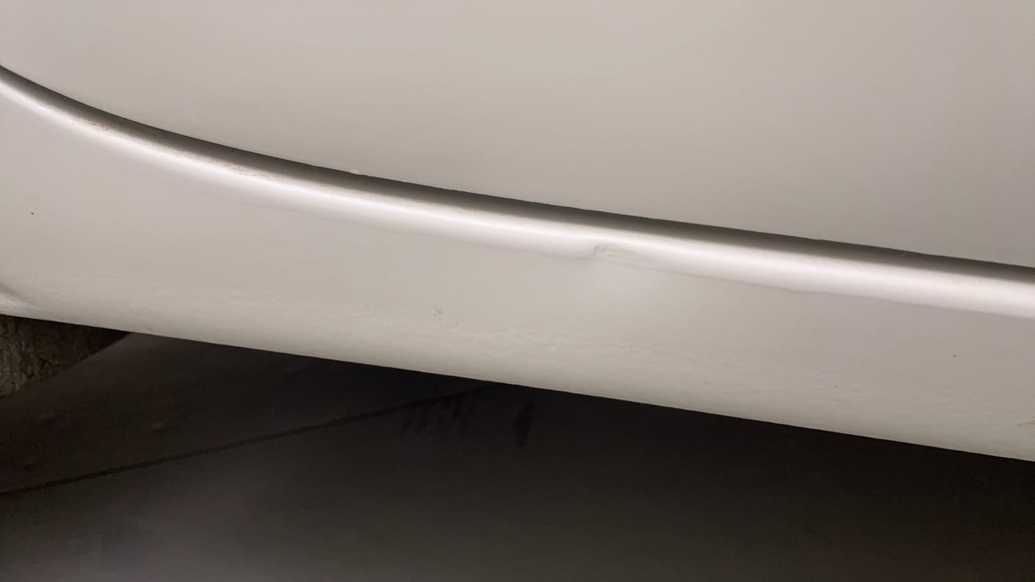 Used 2022 Maruti Suzuki Swift VXi Petrol Manual dents MINOR DENT