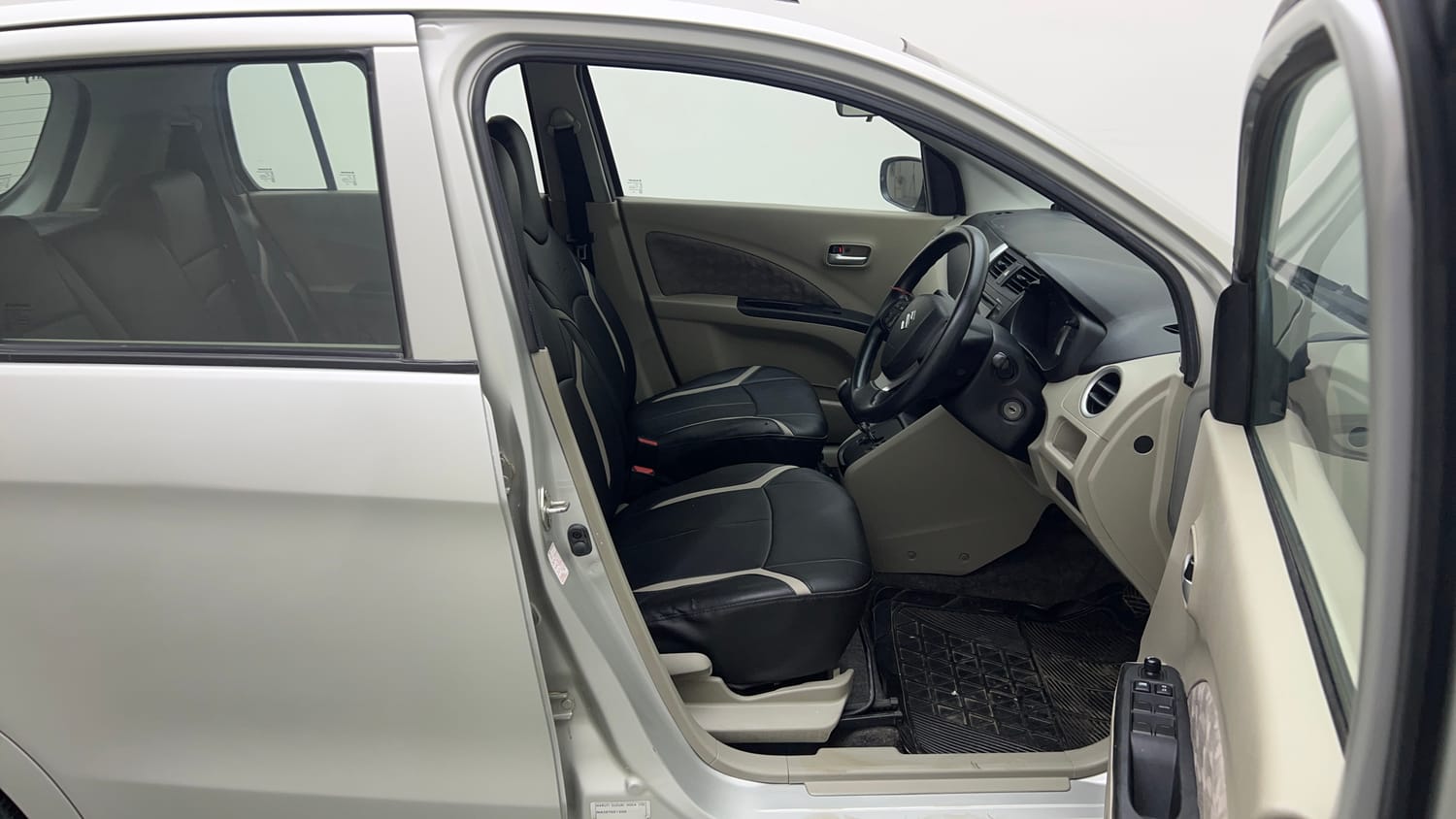 Used 2017 Maruti Suzuki Celerio ZXI (O) AMT Petrol Automatic interior RIGHT SIDE FRONT DOOR CABIN VIEW