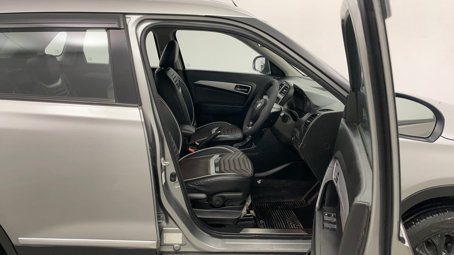 Used 2022 Toyota Urban Cruiser High Grade AT Petrol Automatic interior RIGHT SIDE FRONT DOOR CABIN VIEW