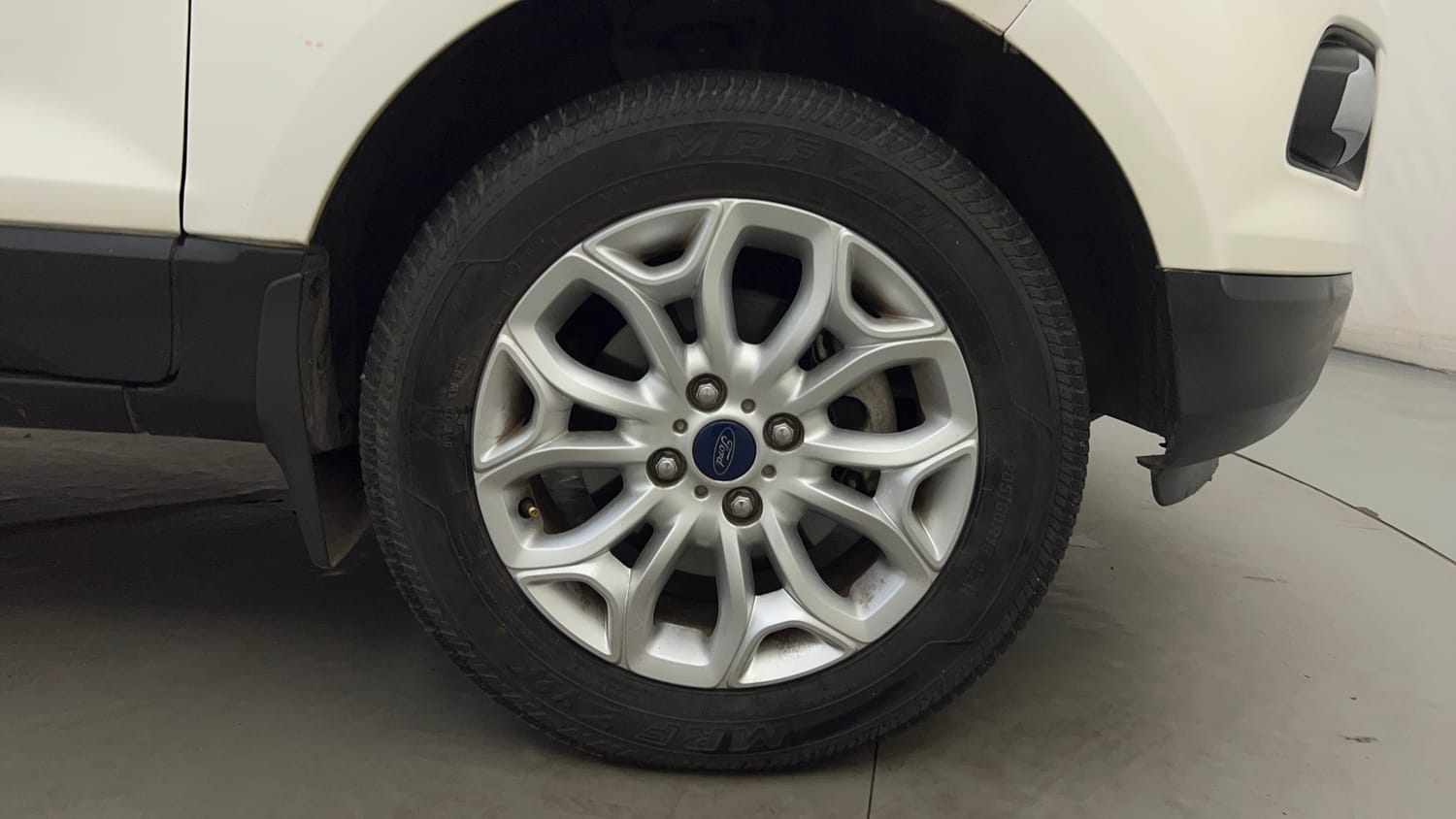 Used 2016 Ford EcoSport Titanium+ 1.0L EcoBoost Petrol Manual tyres RIGHT FRONT TYRE RIM VIEW
