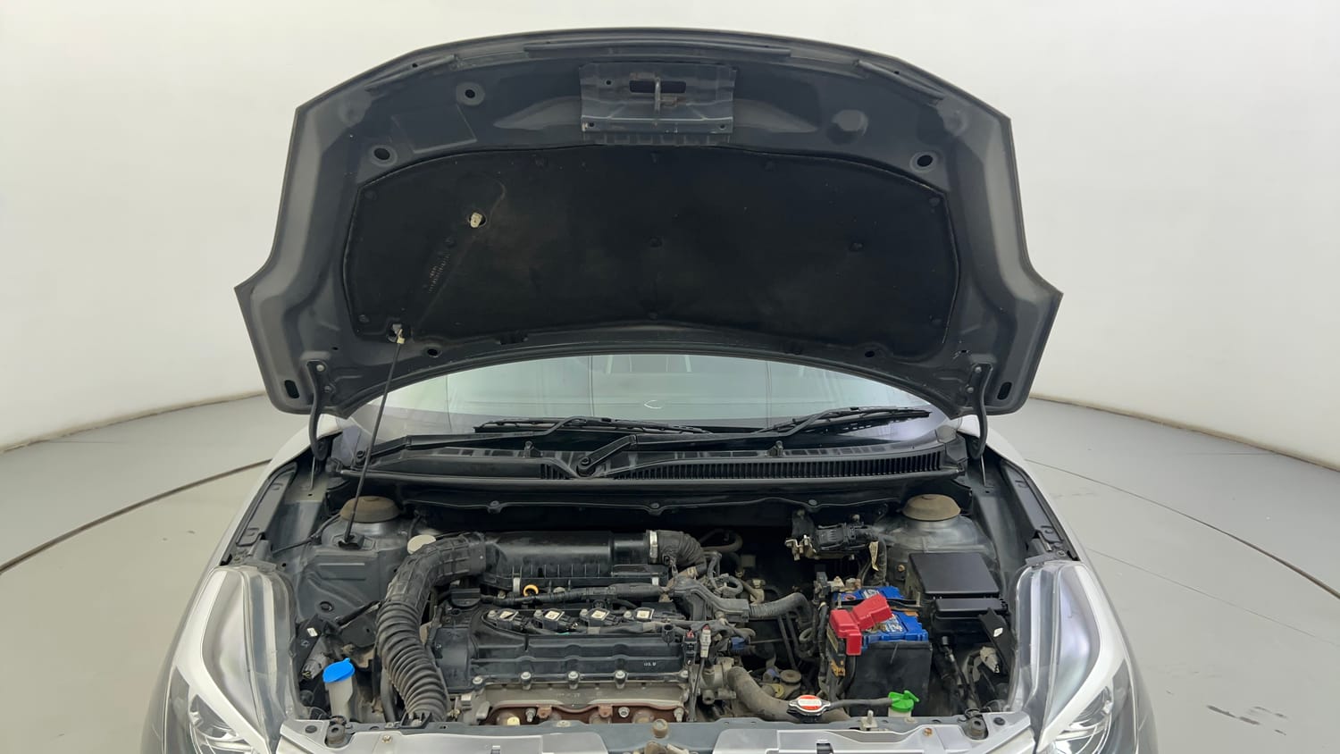 Used 2019 Maruti Suzuki Baleno Alpha Petrol Manual engine ENGINE & BONNET OPEN FRONT VIEW